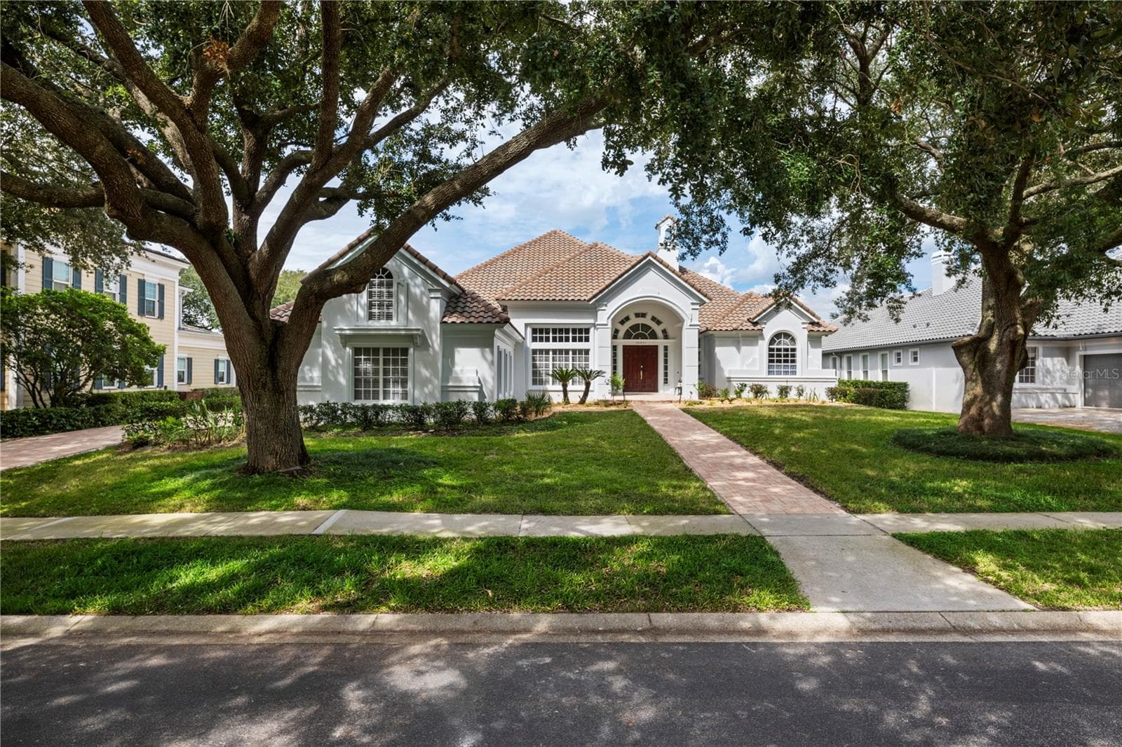 Single Family Residence at 10951 EMERALD CHASE DR, ORLANDO, photo 2 of 44