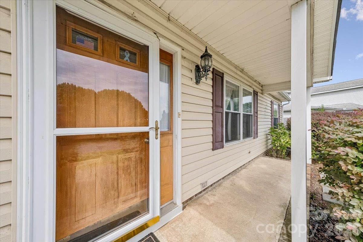 Front Porch - 8544 Indian Summer Trail, Harrisburg