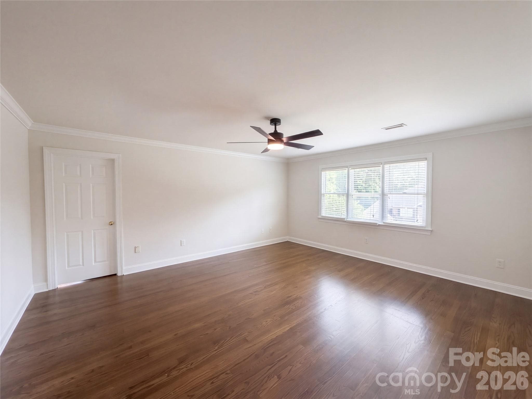 Single Family Residence at 4215 3rd Street NW, Hickory, photo 5 of 24