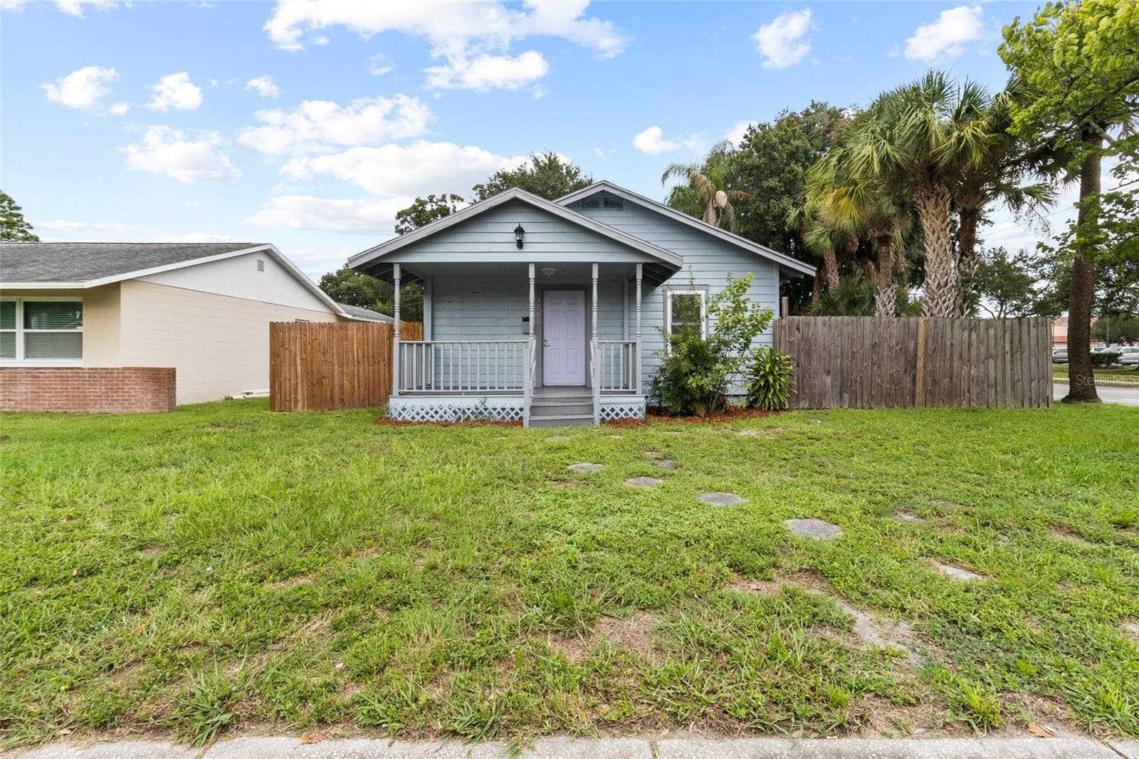 Single Family Residence at 3701 38TH AVE N, ST PETERSBURG, photo 3 of 32
