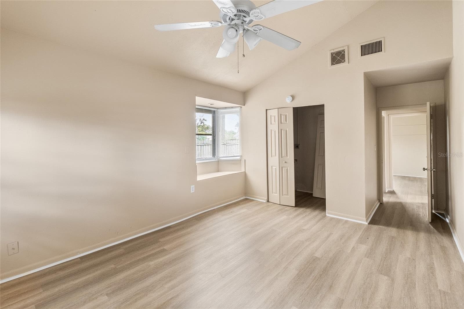 Single Family Residence at 3701 38TH AVE N, ST PETERSBURG, photo 25 of 32