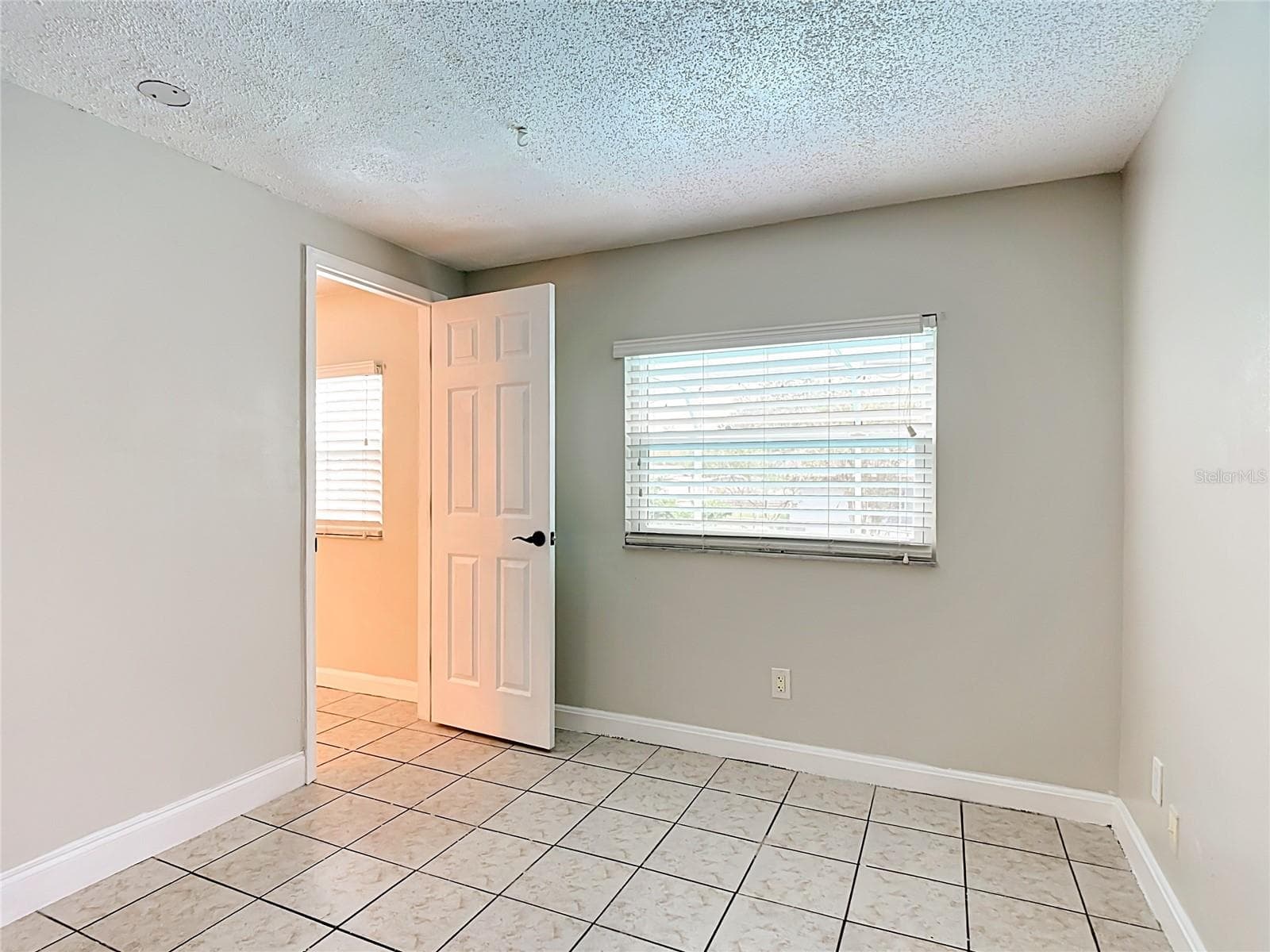 Flex area perfect for a dining room, office or den. - 112 10TH ST, ST CLOUD