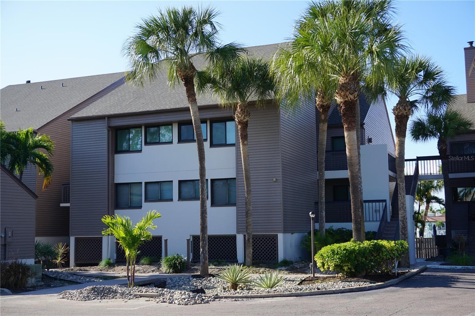 Condominium at 534 PINELLAS BAYWAY S #204, TIERRA VERDE, photo 2 of 43