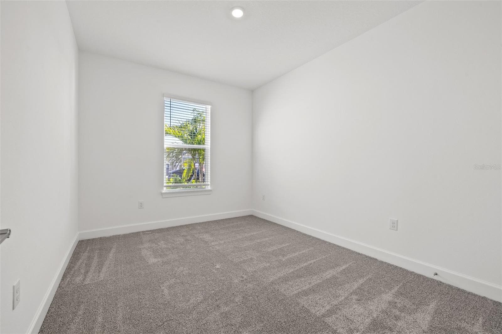Single Family Residence at 16117 ISOLA PL, LAKEWOOD RANCH, photo 23 of 54
