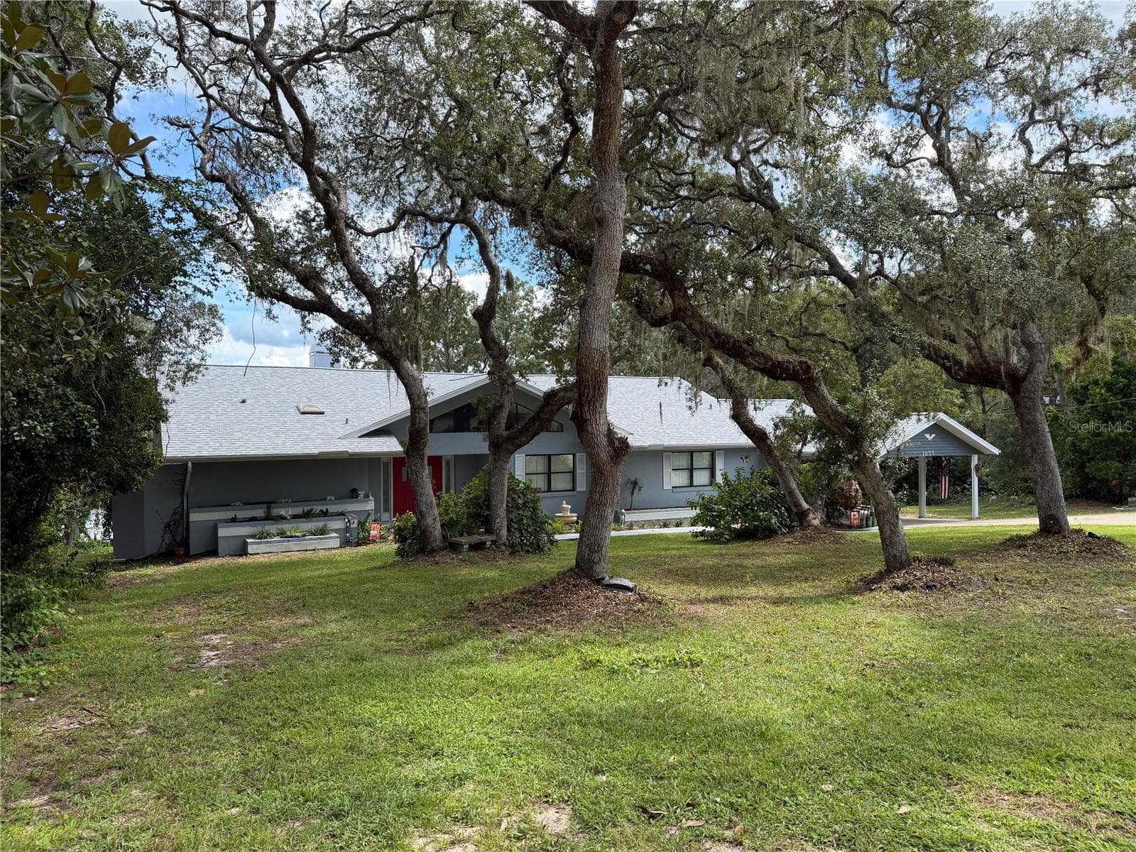 Single Family Residence at 1077 SE 170TH CT, SILVER SPRINGS, photo 4 of 34