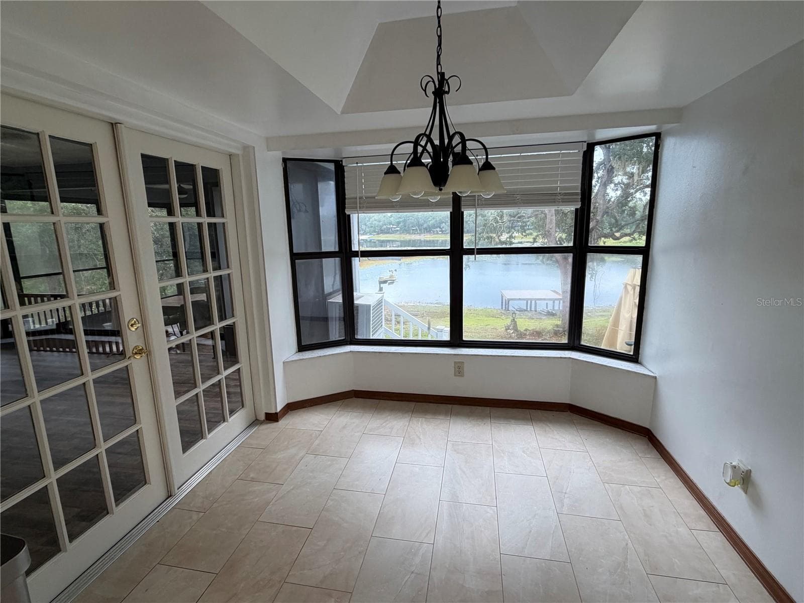 Single Family Residence at 1077 SE 170TH CT, SILVER SPRINGS, photo 11 of 34