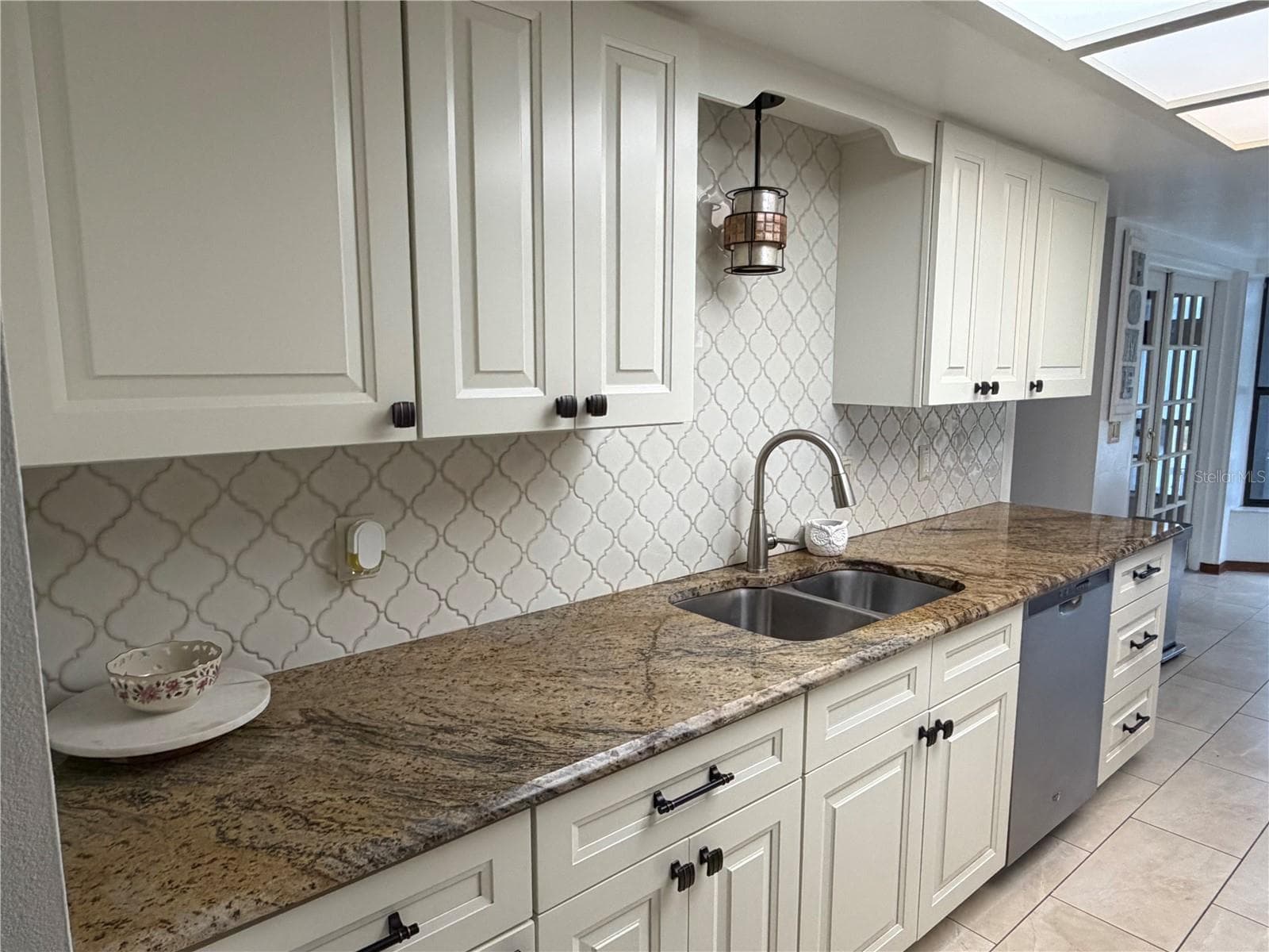 Single Family Residence at 1077 SE 170TH CT, SILVER SPRINGS, photo 13 of 34