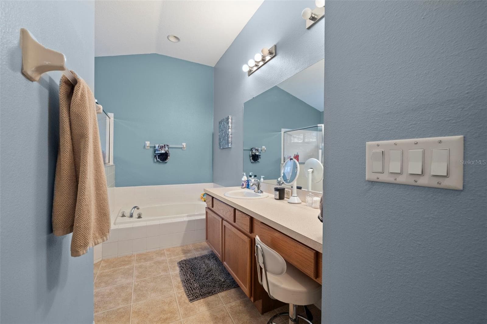 Single Family Residence at 7831 STONELEIGH DR, LAND O LAKES, photo 21 of 61
