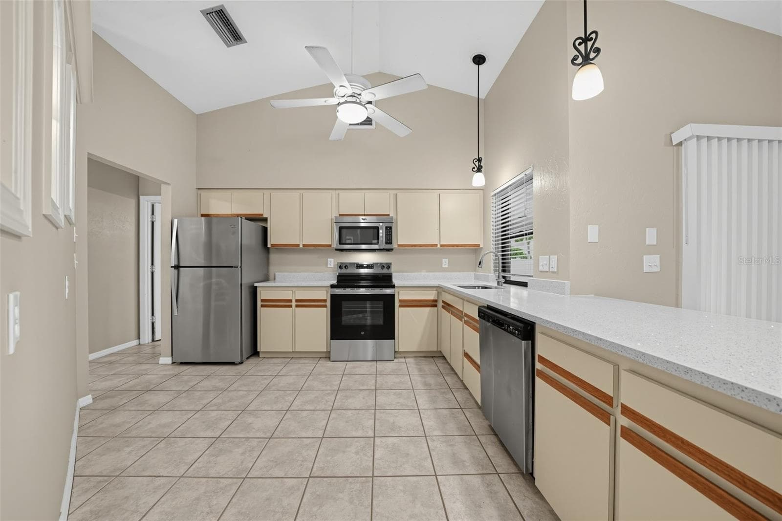 Single Family Residence at 1471 KEYWAY RD, ENGLEWOOD, photo 7 of 49