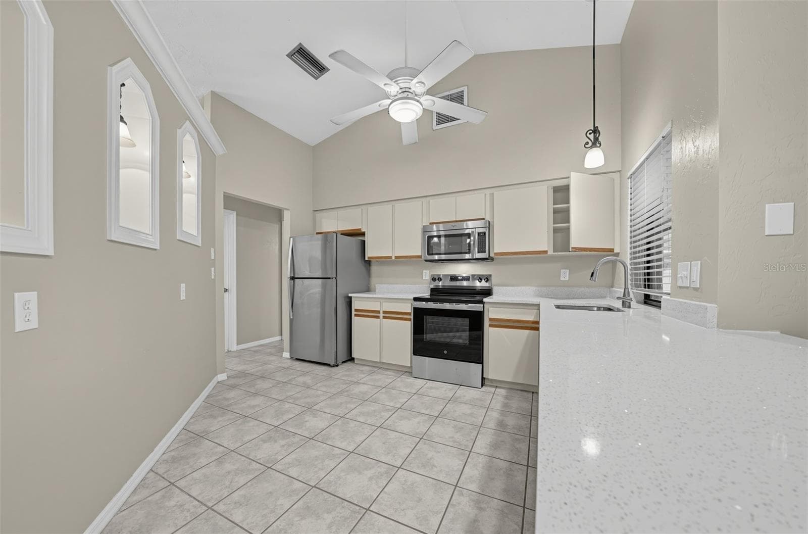 Single Family Residence at 1471 KEYWAY RD, ENGLEWOOD, photo 9 of 49