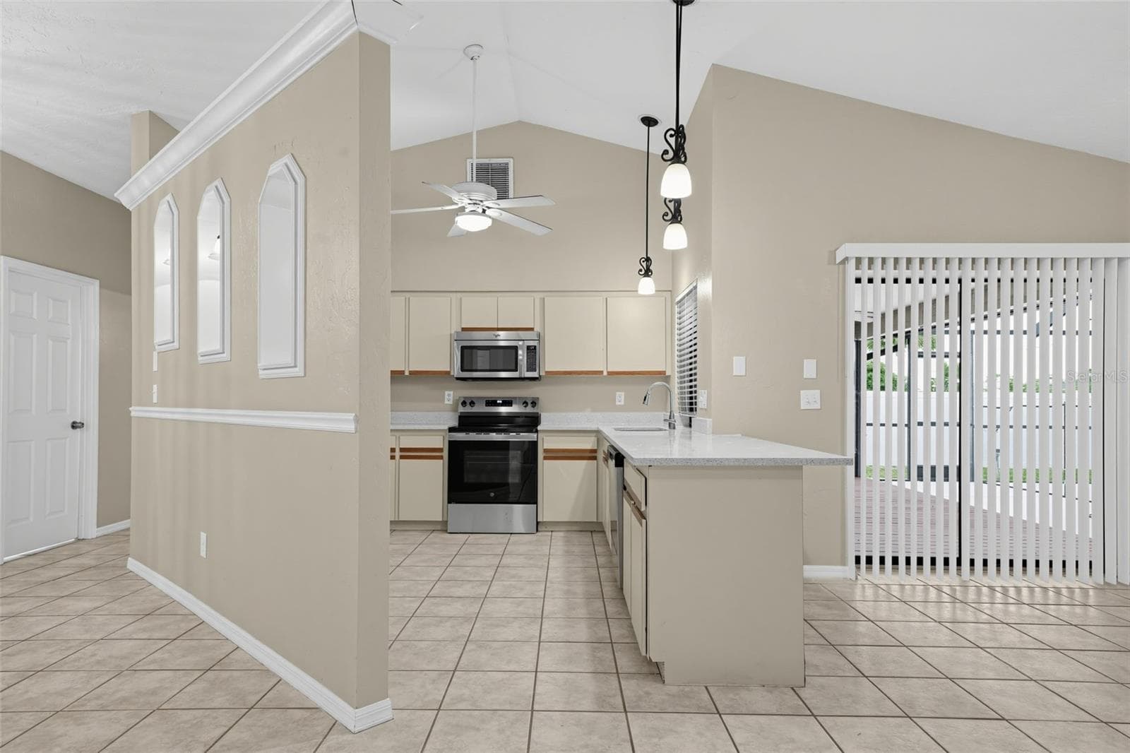 Single Family Residence at 1471 KEYWAY RD, ENGLEWOOD, photo 12 of 49