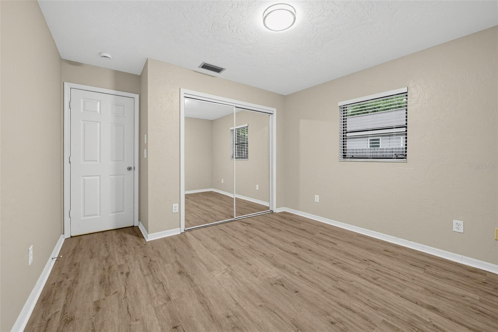 Single Family Residence at 1471 KEYWAY RD, ENGLEWOOD, photo 25 of 49