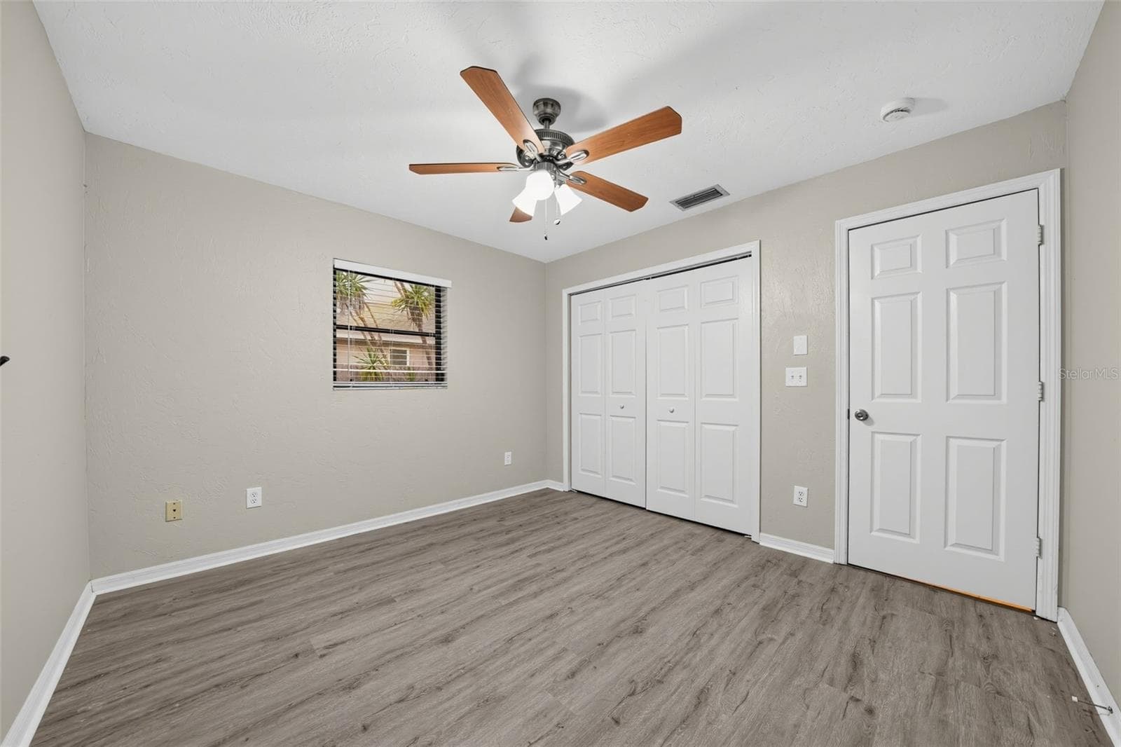 Single Family Residence at 1471 KEYWAY RD, ENGLEWOOD, photo 38 of 49