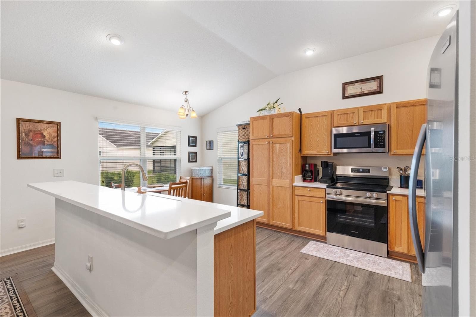 Single Family Residence at 798 MILLHORN LOOP, THE VILLAGES, photo 14 of 40