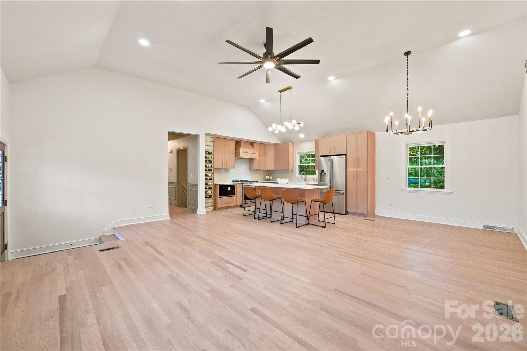 Single Family Residence at 7527 Gayle Avenue, Charlotte, photo 17 of 53