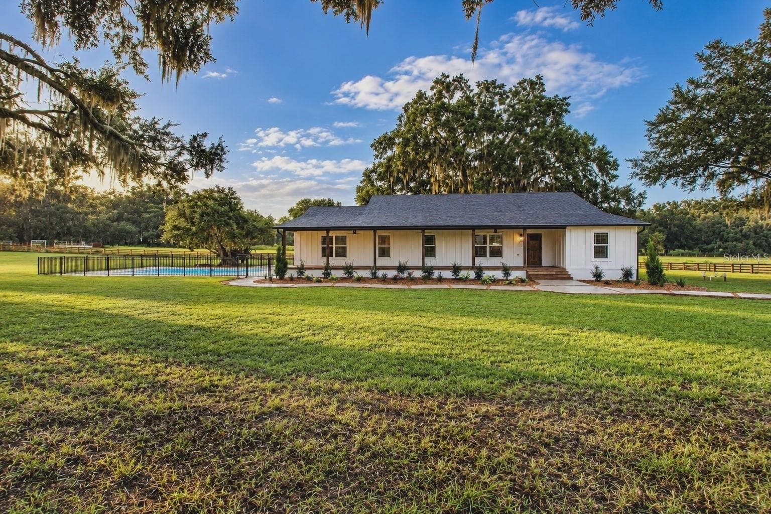 Single Family Residence at 3276 COUNTY ROAD 216, OXFORD