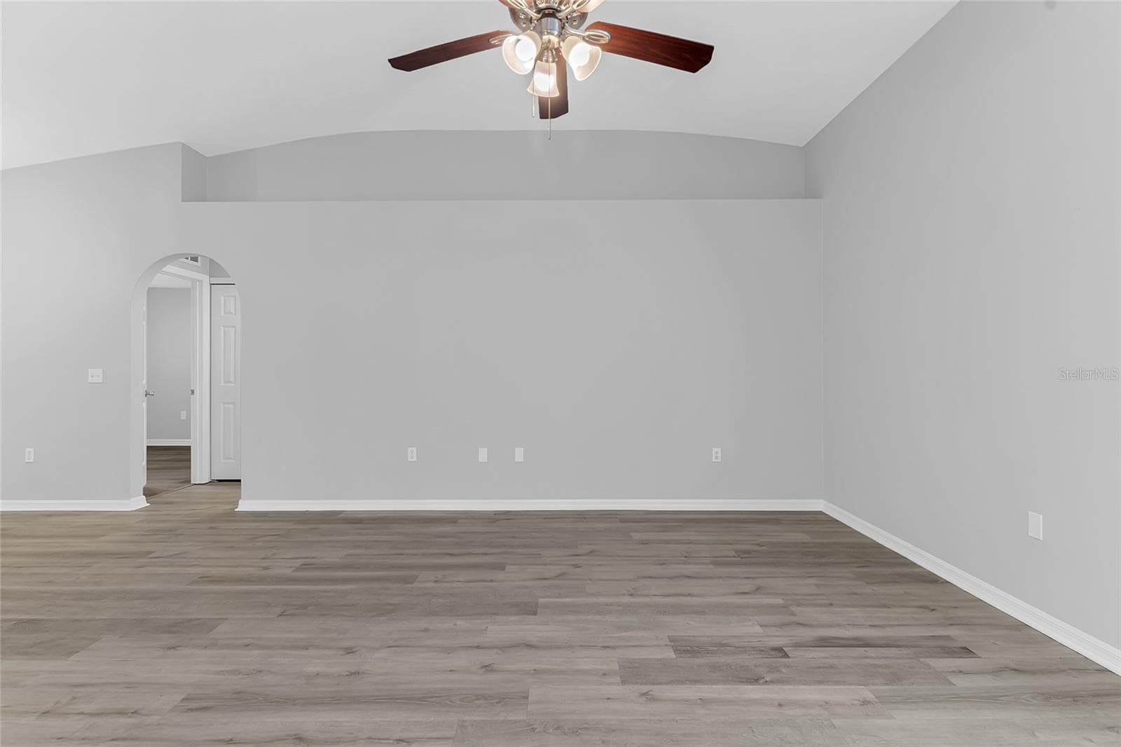 Single Family Residence at 2073 HAYFIELD WAY, APOPKA, photo 9 of 35