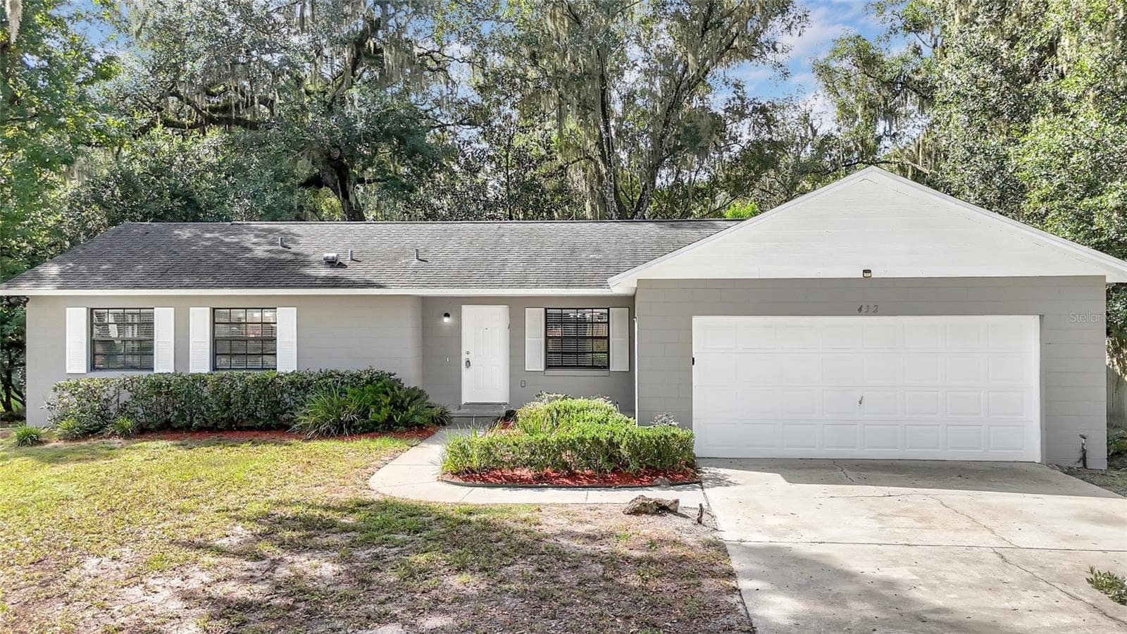 432 HICKORY RD
