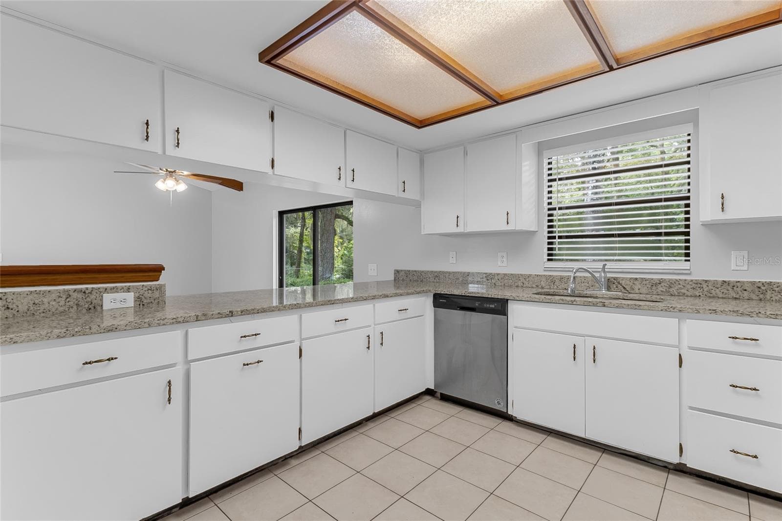 Single Family Residence at 432 HICKORY RD, APOPKA, photo 19 of 34