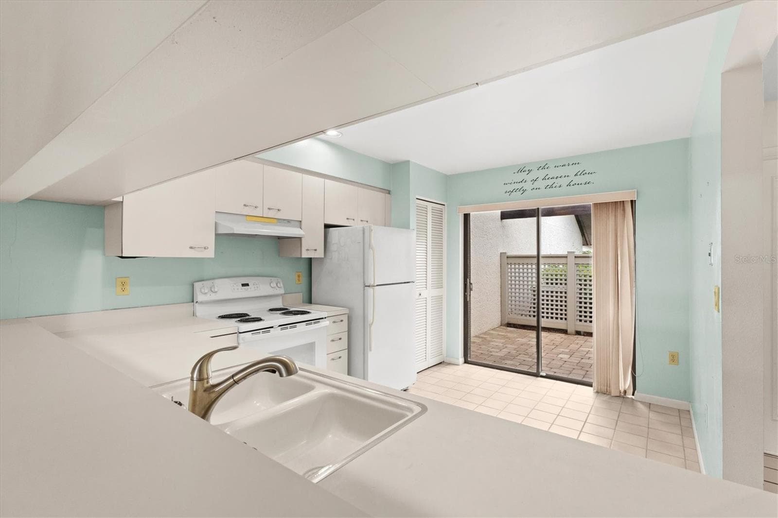kitchen - 3118 WINDRUSH BOURNE #8, SARASOTA