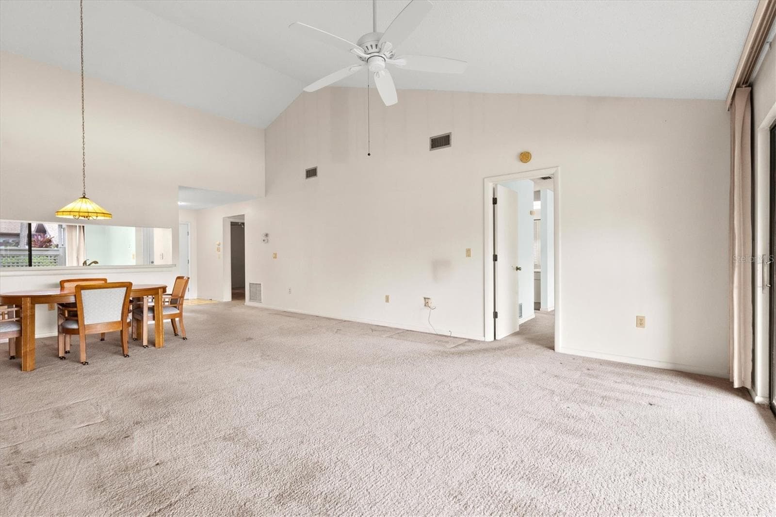 living room - 3118 WINDRUSH BOURNE #8, SARASOTA