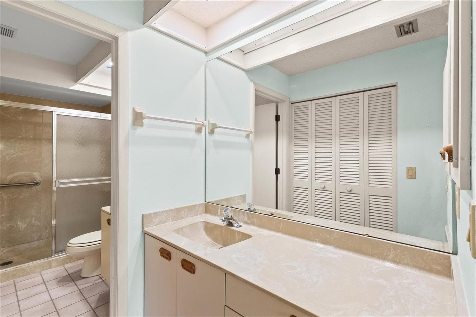 Primary ensuite bathroom - 3118 WINDRUSH BOURNE #8, SARASOTA