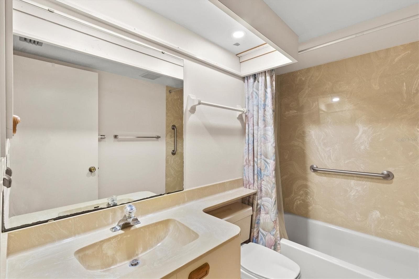 bathroom #2 - 3118 WINDRUSH BOURNE #8, SARASOTA