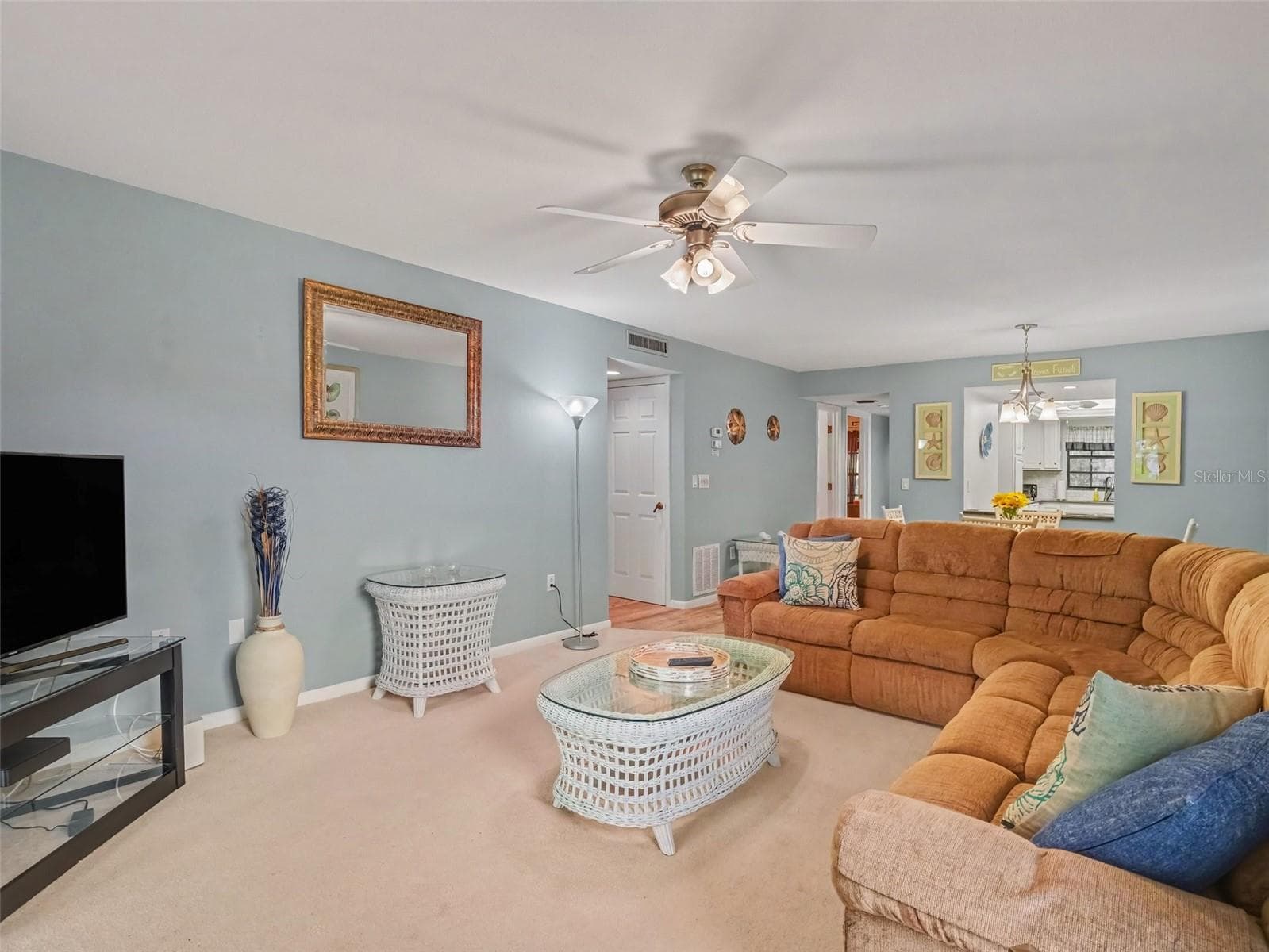 Condominium at 149 ENGLEWOOD ISLES PKWY ##612, ENGLEWOOD, photo 3 of 29