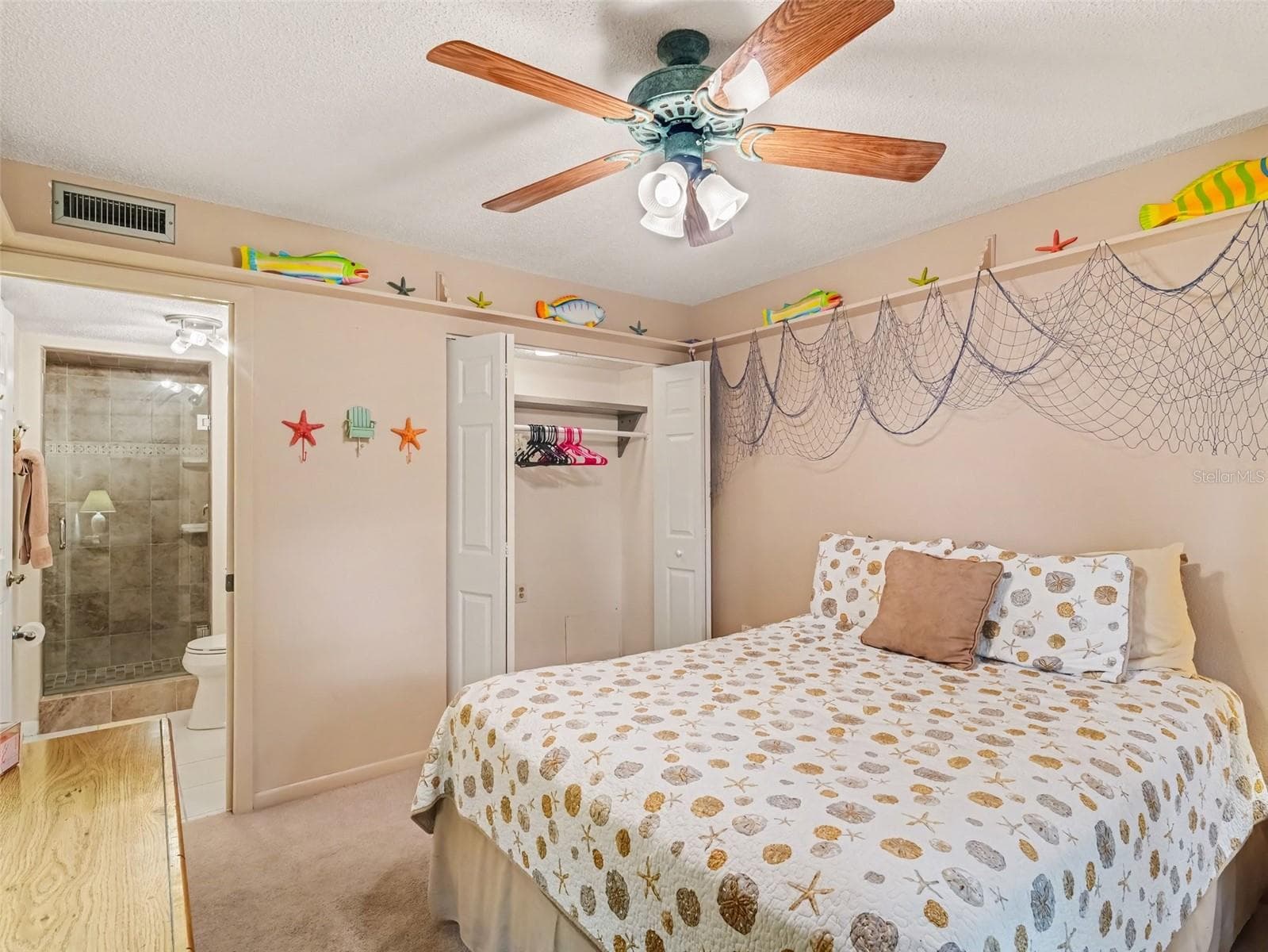 Condominium at 149 ENGLEWOOD ISLES PKWY ##612, ENGLEWOOD, photo 15 of 29