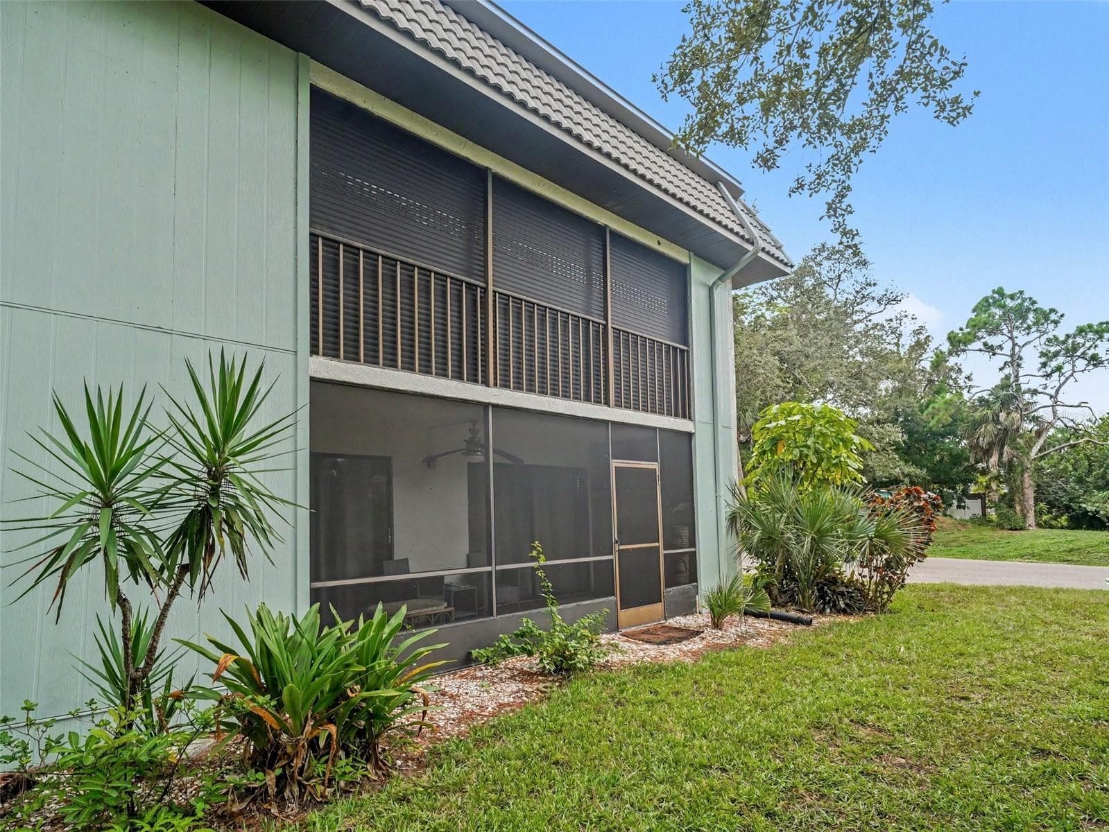 Condominium at 149 ENGLEWOOD ISLES PKWY ##612, ENGLEWOOD, photo 22 of 29