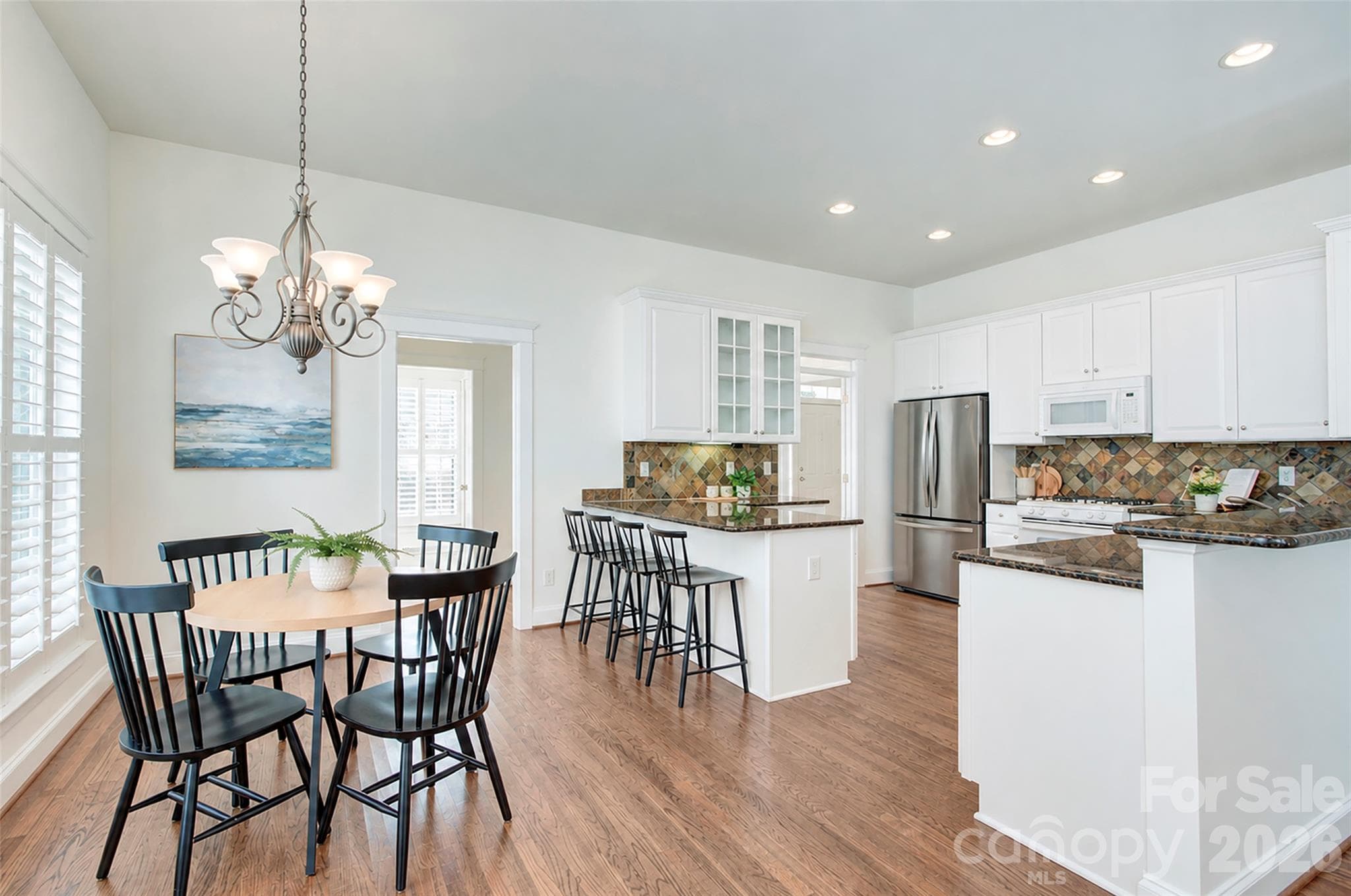 Single Family Residence at 16418 Spruell Street, Huntersville, photo 4 of 40