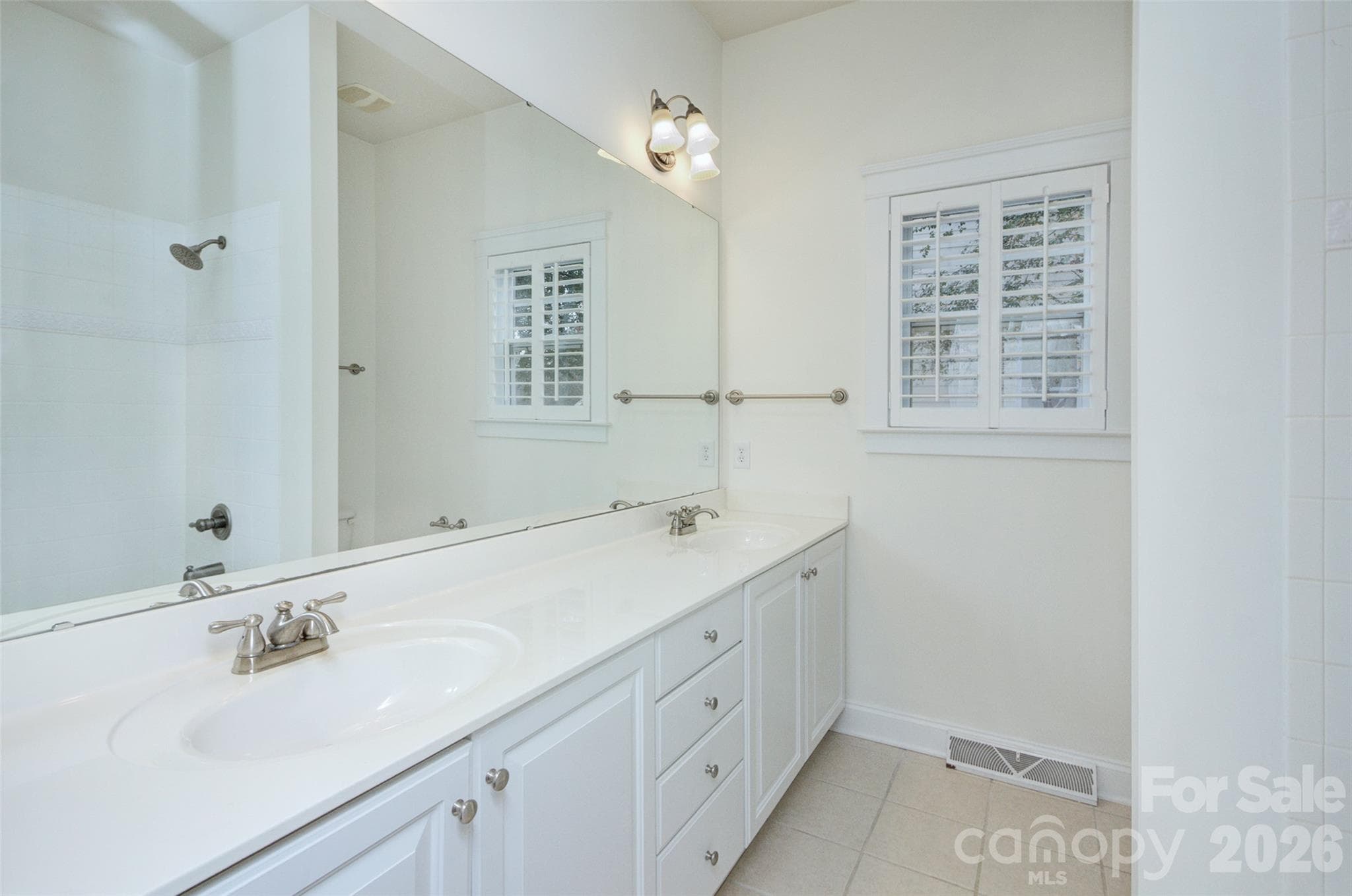 Single Family Residence at 16418 Spruell Street, Huntersville, photo 21 of 40