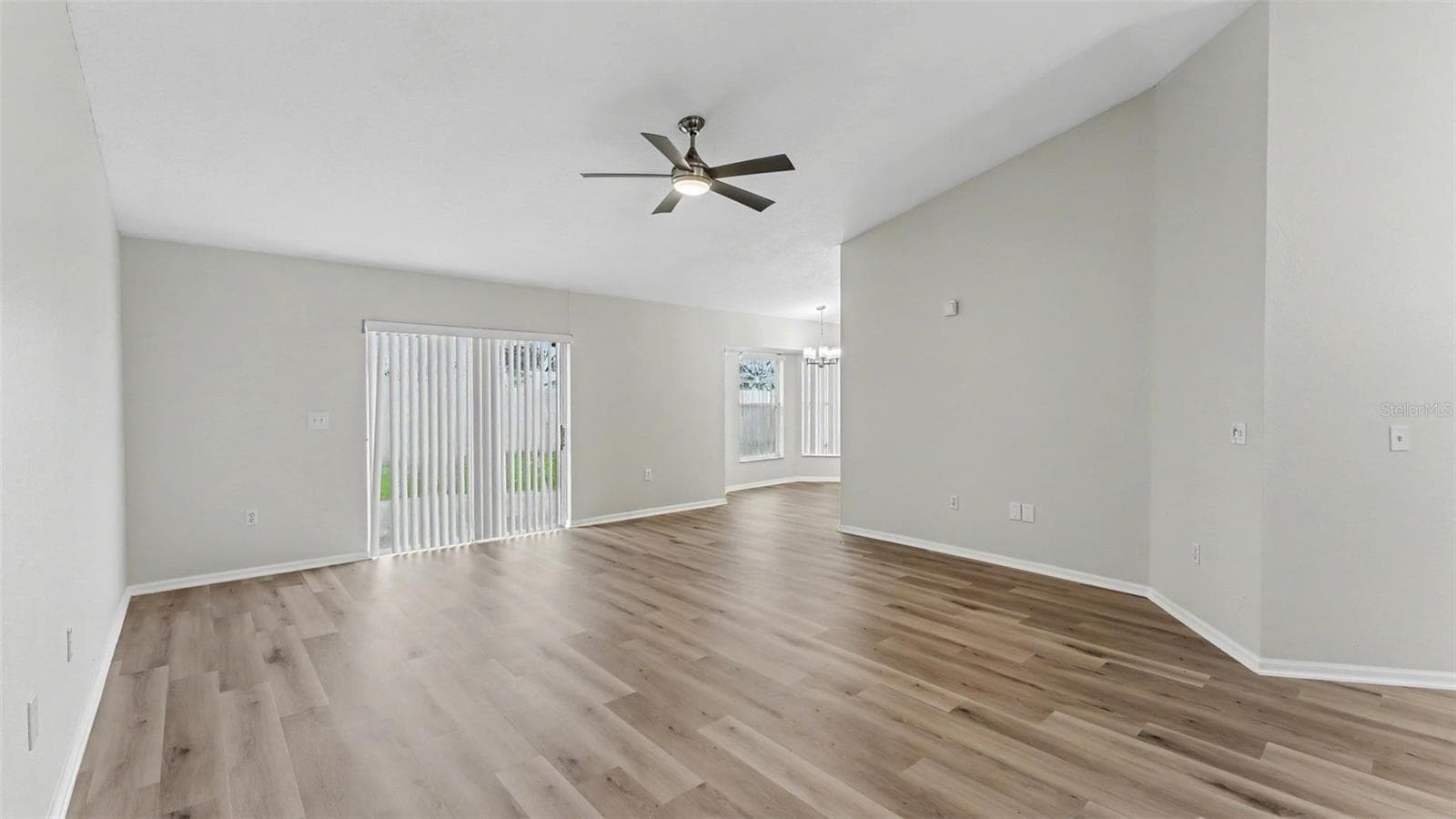 Single Family Residence at 5836 DAUGHTERY DOWNS LOOP, LAKELAND, photo 7 of 29
