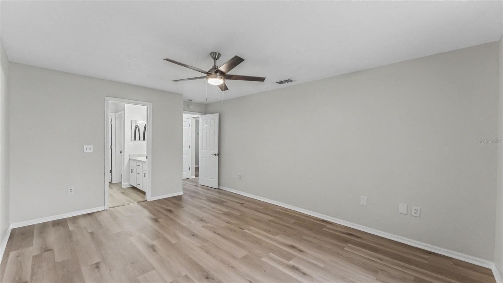 Single Family Residence at 5836 DAUGHTERY DOWNS LOOP, LAKELAND, photo 16 of 29