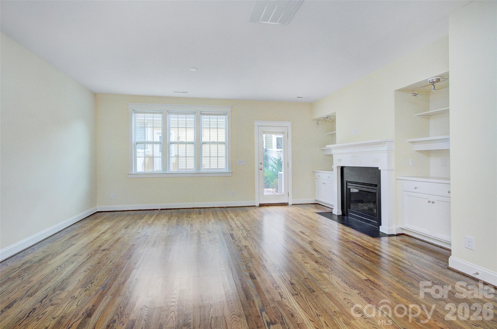 Townhouse at 1023 White Point Drive, Huntersville, photo 2 of 35