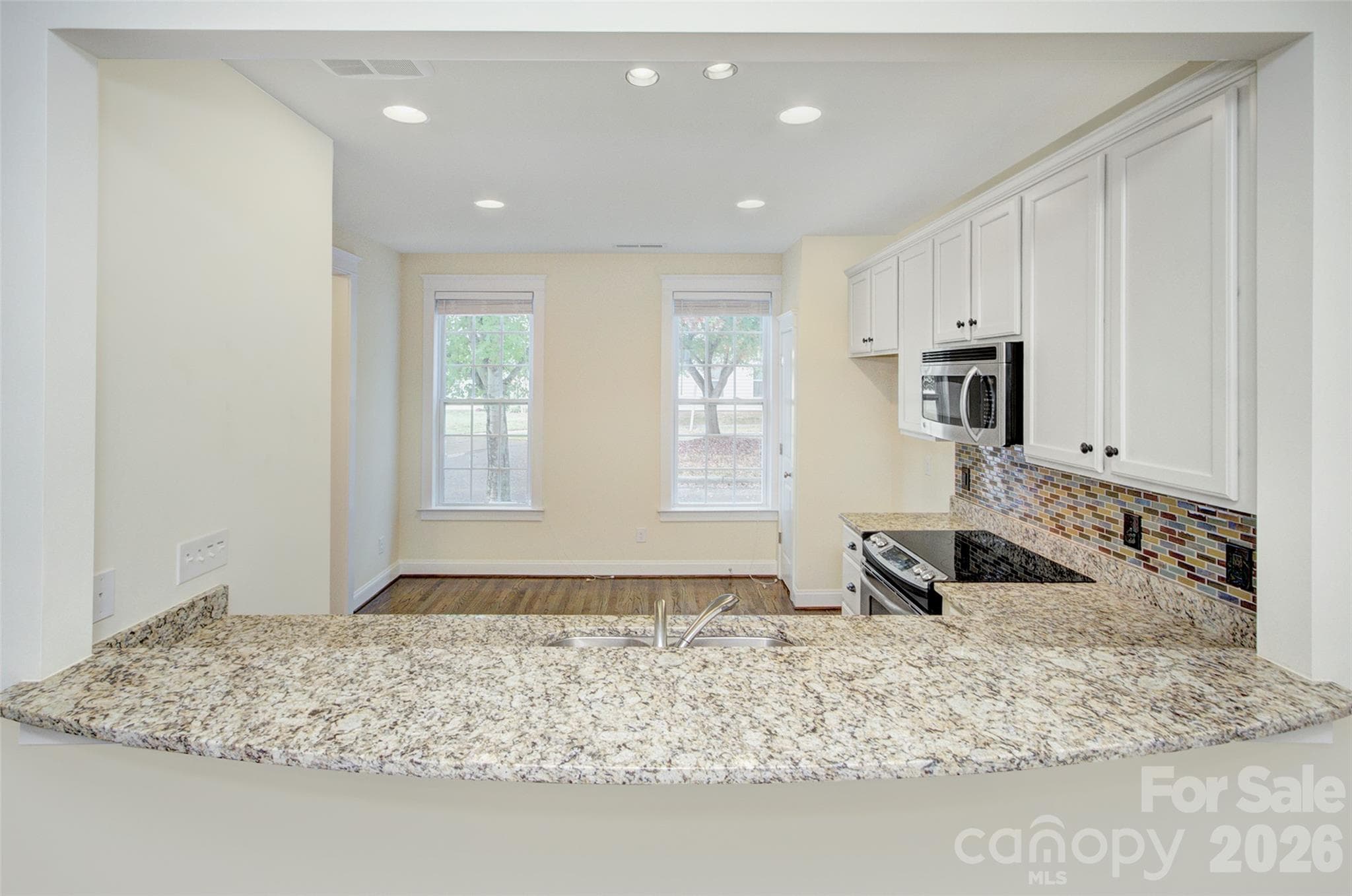 Townhouse at 1023 White Point Drive, Huntersville, photo 10 of 35