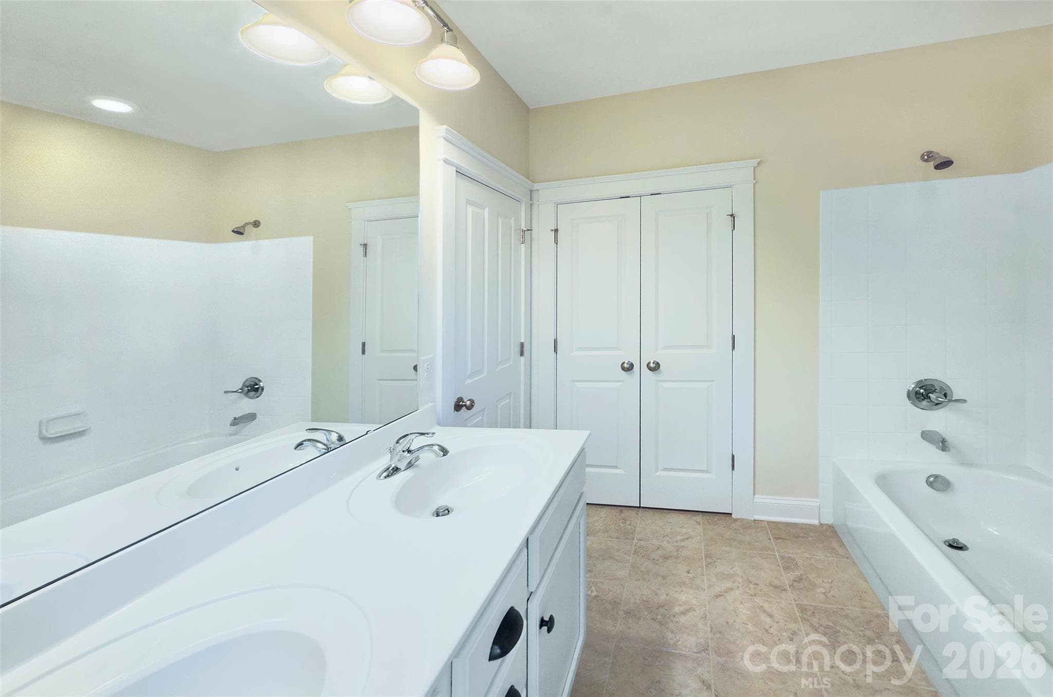 Townhouse at 1023 White Point Drive, Huntersville, photo 16 of 35