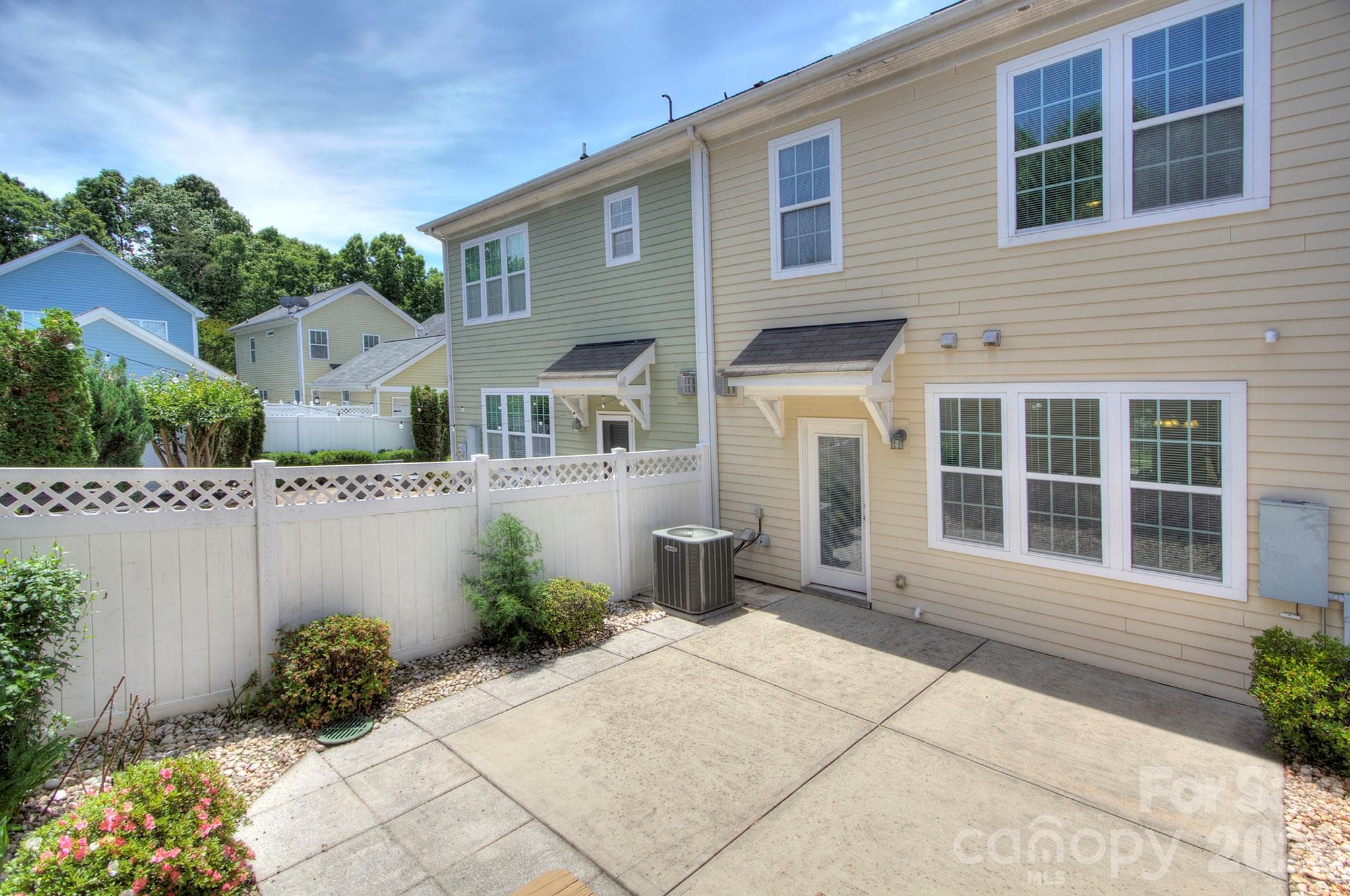 Townhouse at 1023 White Point Drive, Huntersville, photo 26 of 35