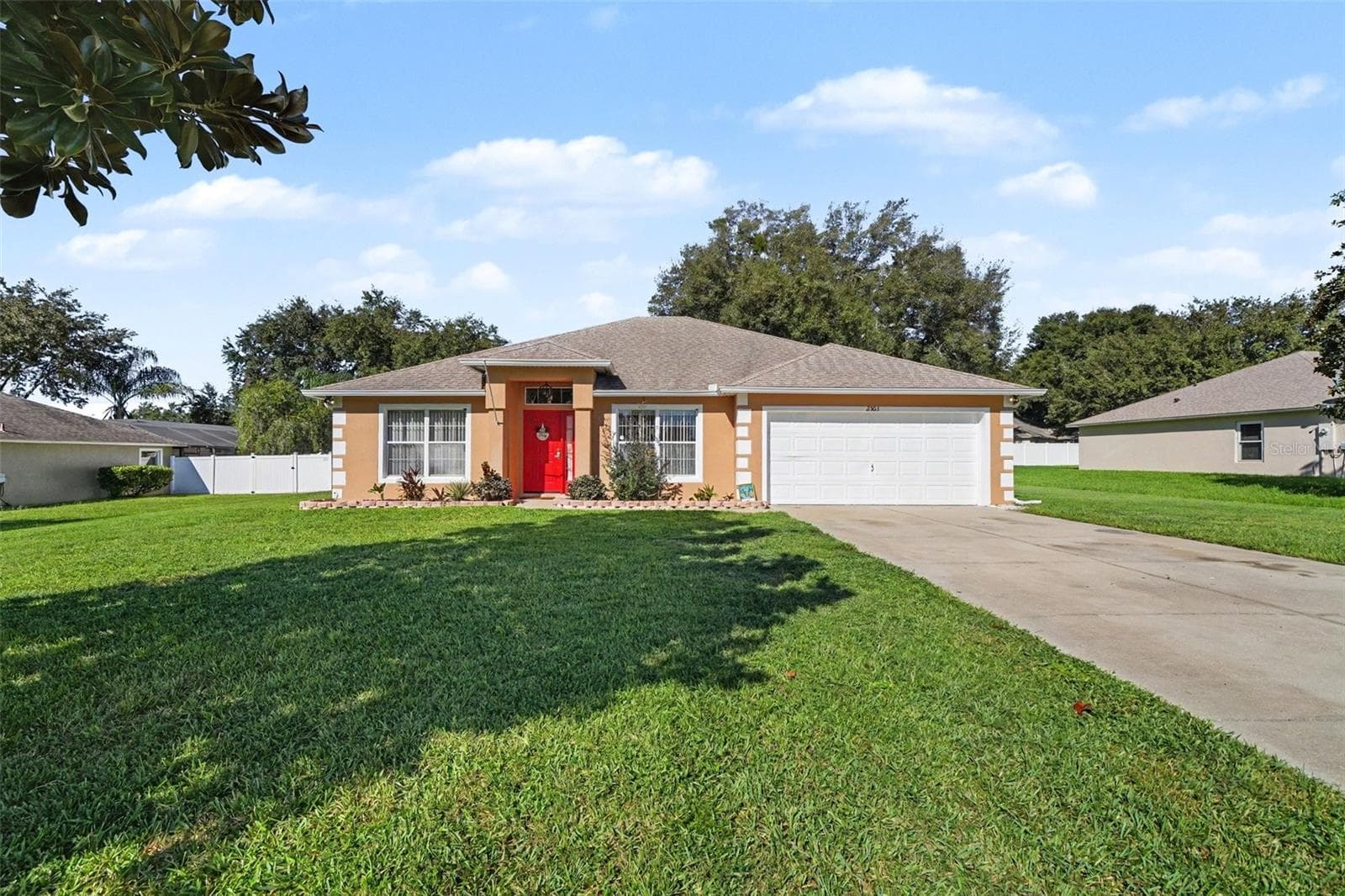 Single Family Residence at 2303 WEATHERED WOOD DR, LEESBURG, photo 2 of 27