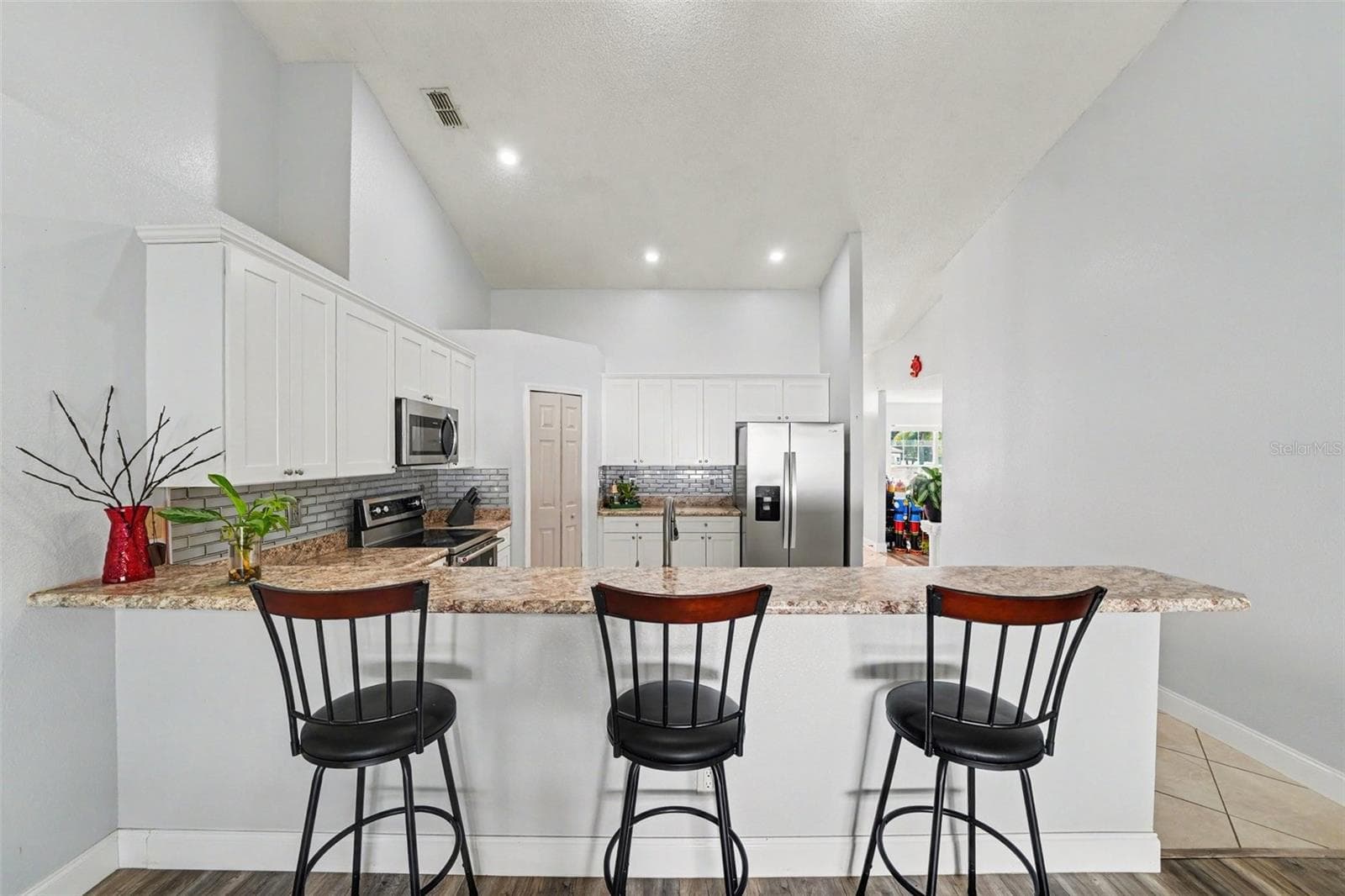 Single Family Residence at 2303 WEATHERED WOOD DR, LEESBURG, photo 11 of 27