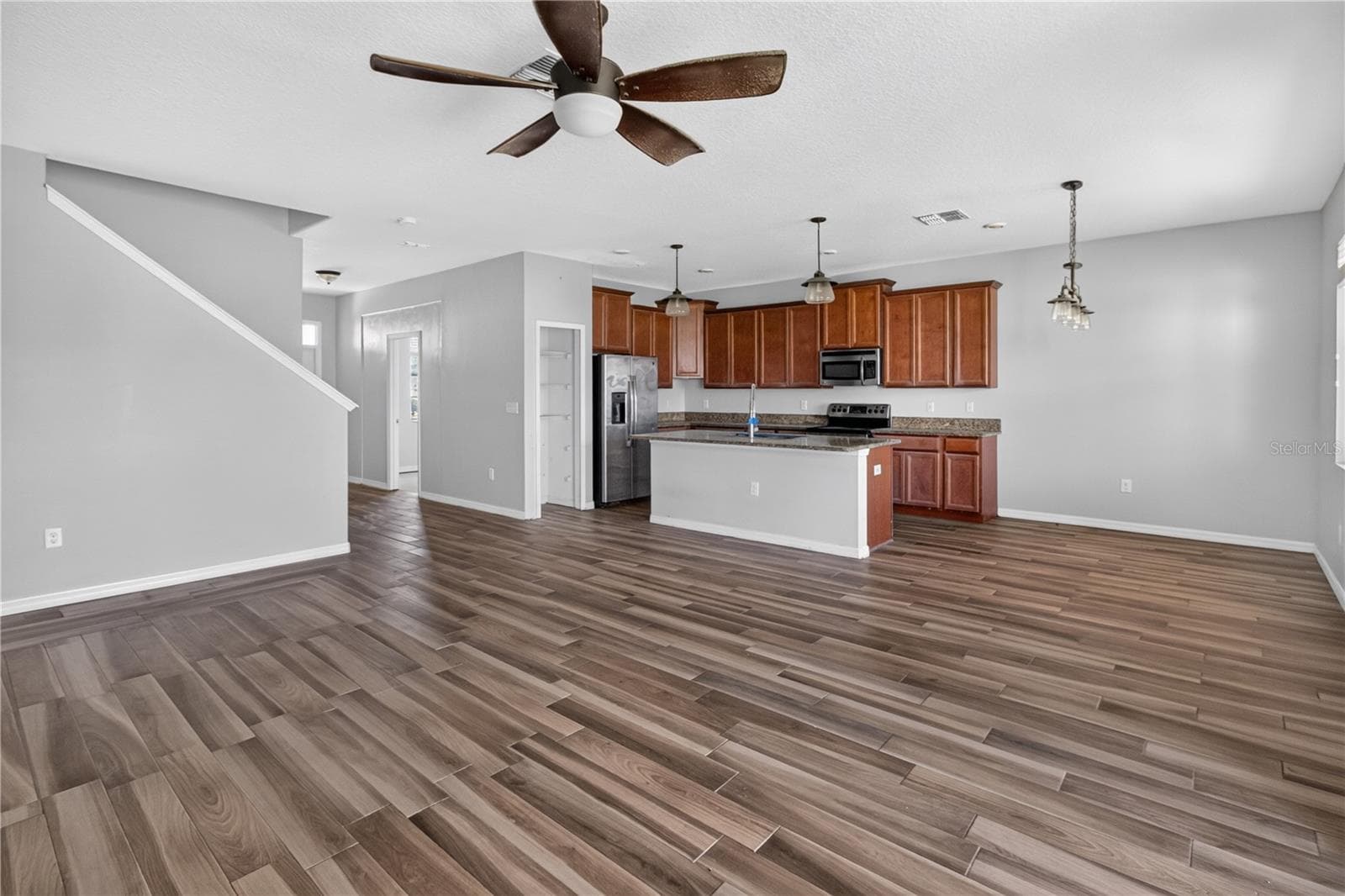 Single Family Residence at 10919 RAINBOW PYRITE DR, WIMAUMA, photo 10 of 31