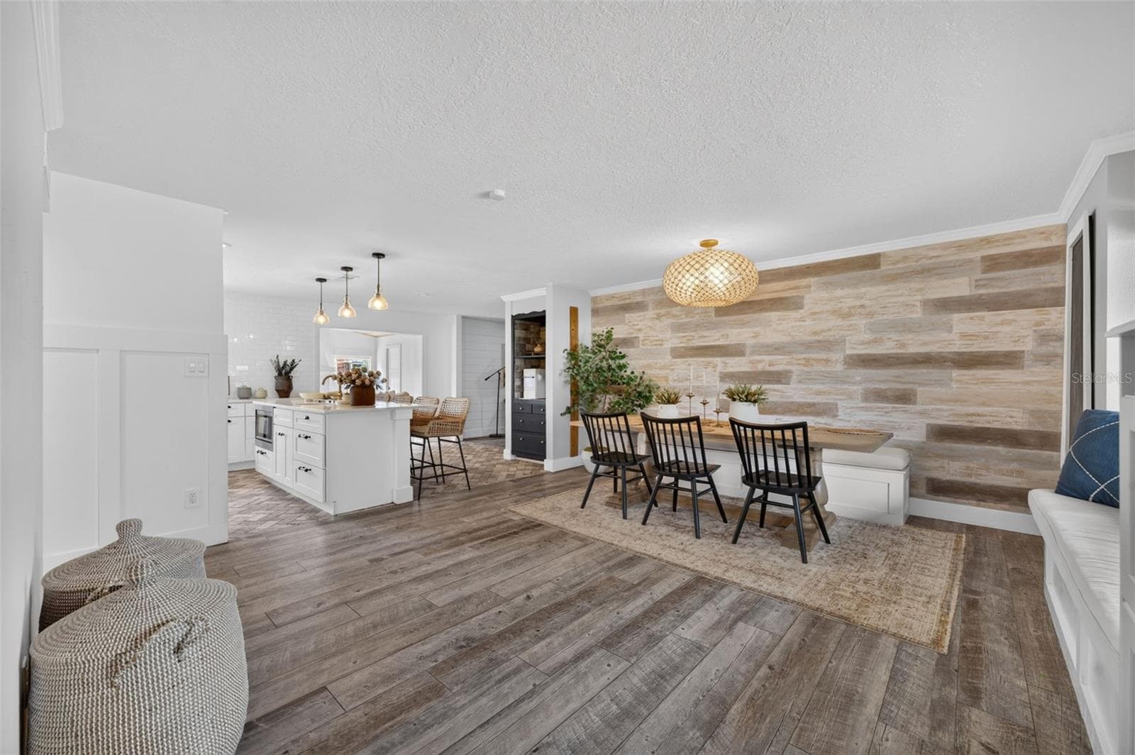 Single Family Residence at 2050 THUNDERBIRD TRL, MAITLAND, photo 6 of 41