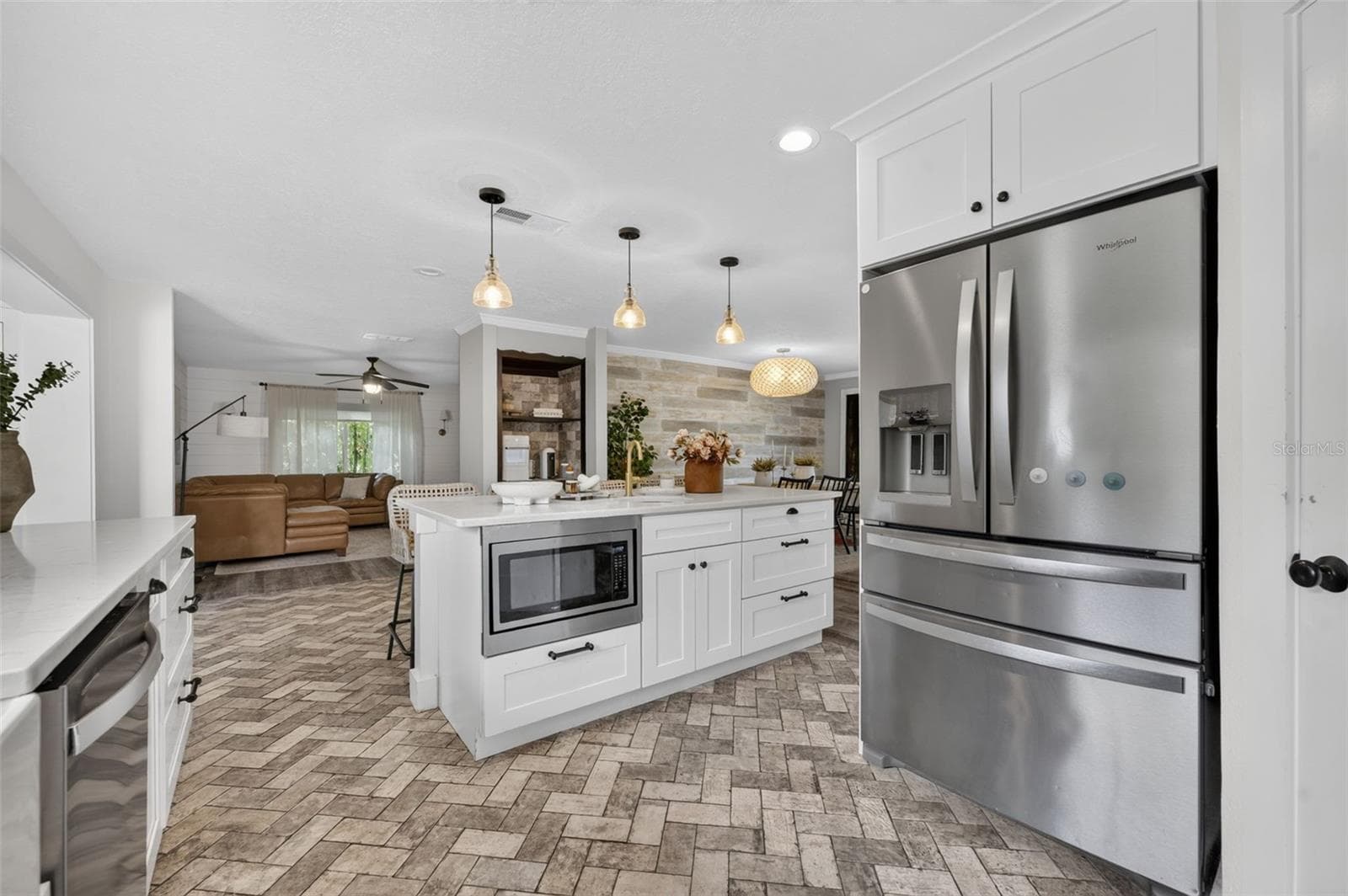 Single Family Residence at 2050 THUNDERBIRD TRL, MAITLAND, photo 17 of 41