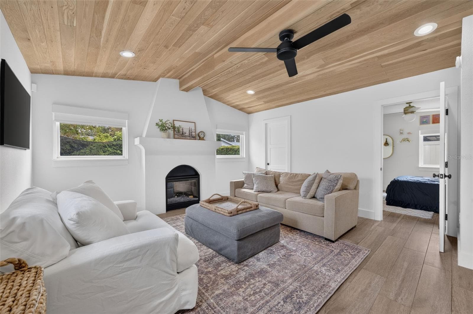 Single Family Residence at 2050 THUNDERBIRD TRL, MAITLAND, photo 23 of 41
