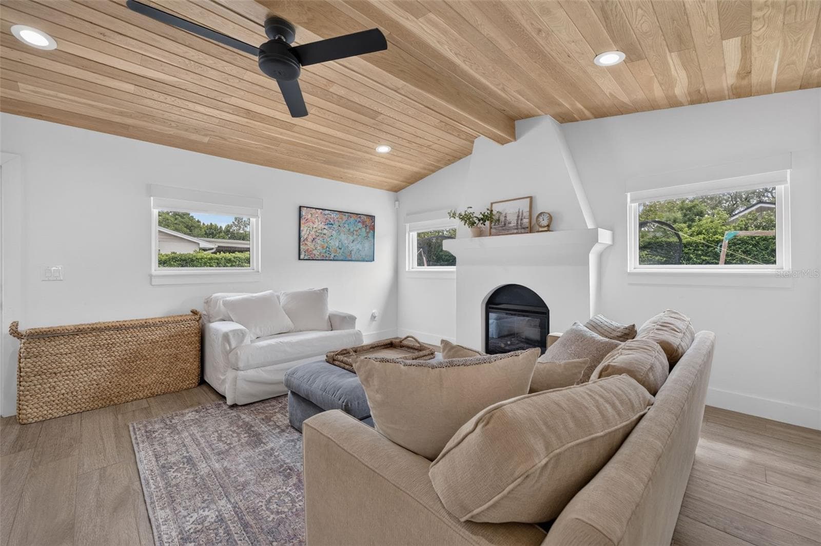Single Family Residence at 2050 THUNDERBIRD TRL, MAITLAND, photo 24 of 41