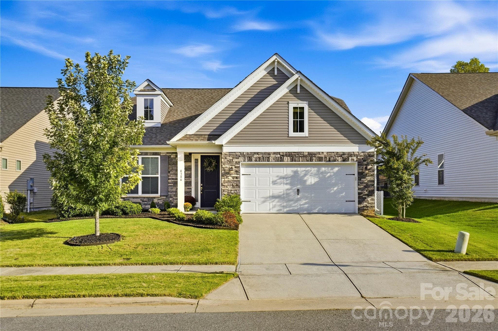 Single Family Residence at 4386 Hunton Dale Road NW, Concord, photo 2 of 22