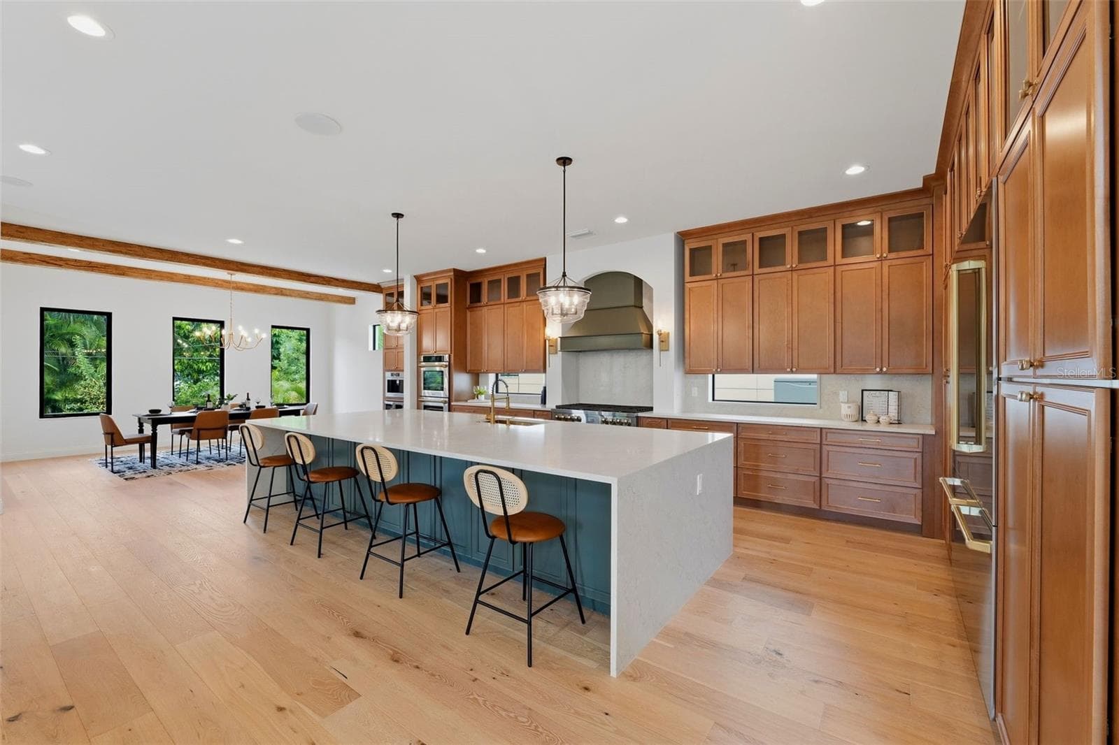 Single Family Residence at 502 E DAVIS BLVD, TAMPA, photo 17 of 80