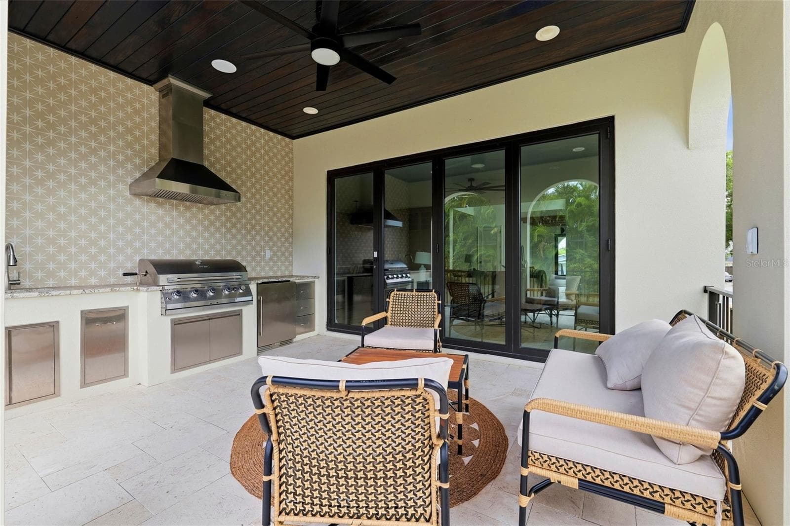 Single Family Residence at 502 E DAVIS BLVD, TAMPA, photo 59 of 80
