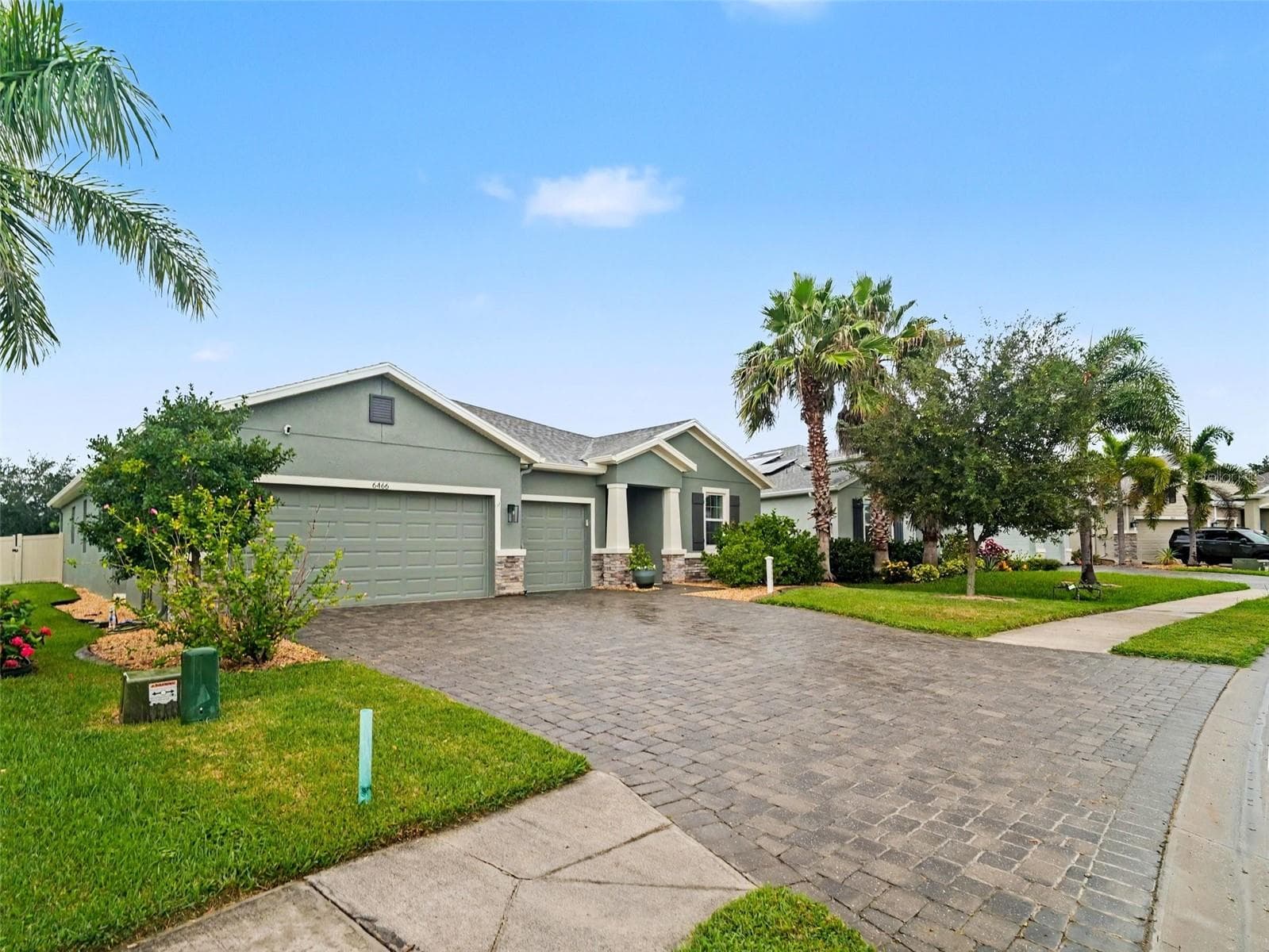 Single Family Residence at 6466 DEVESTA LOOP, PALMETTO, photo 2 of 29