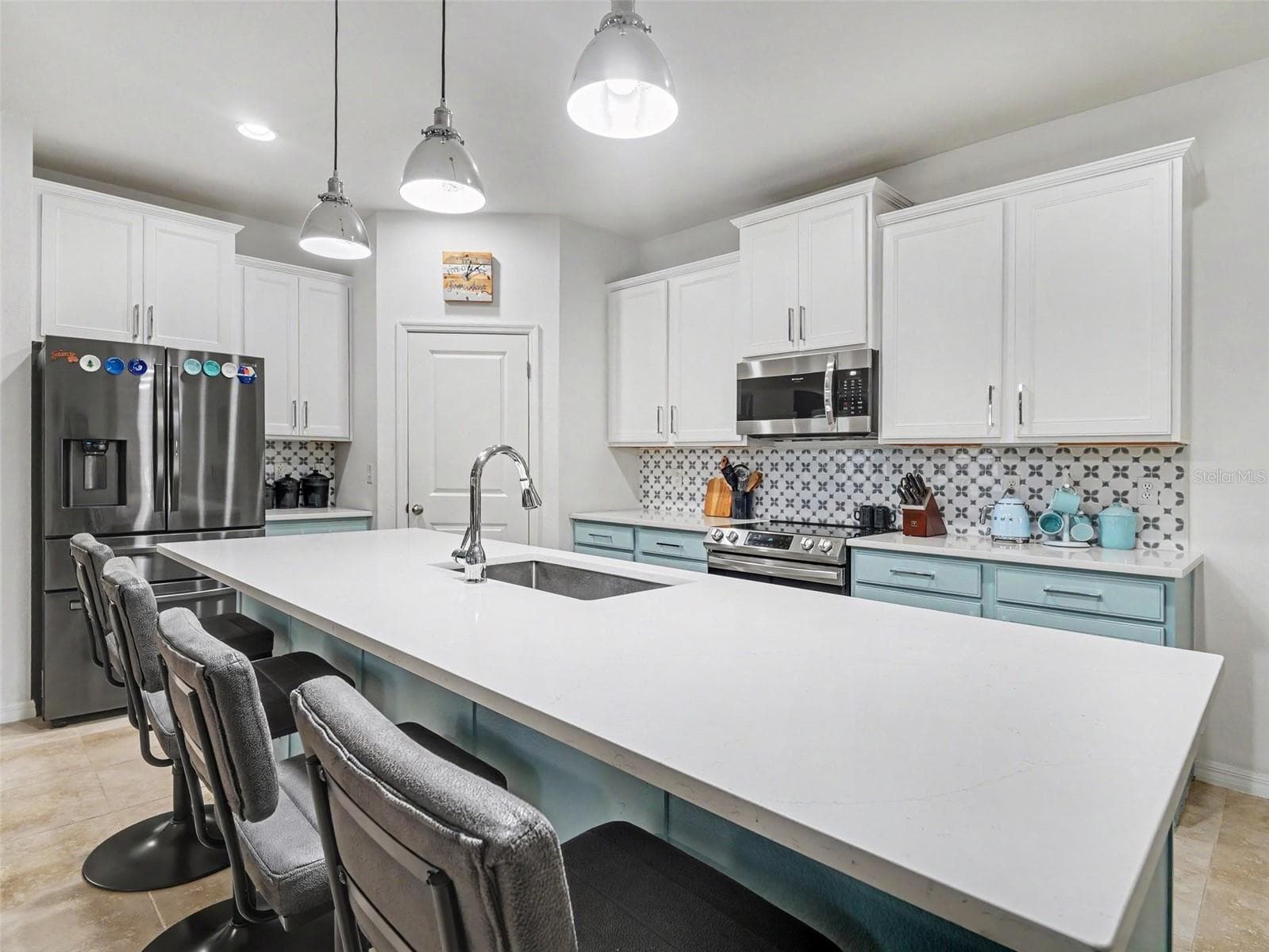 Single Family Residence at 6466 DEVESTA LOOP, PALMETTO, photo 6 of 29